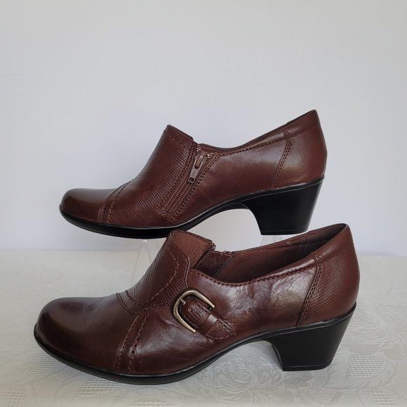 CLARKS Bendables Slip-On Buckle Detail- Brown color- Women's Size 9M - Picture 11 of 14